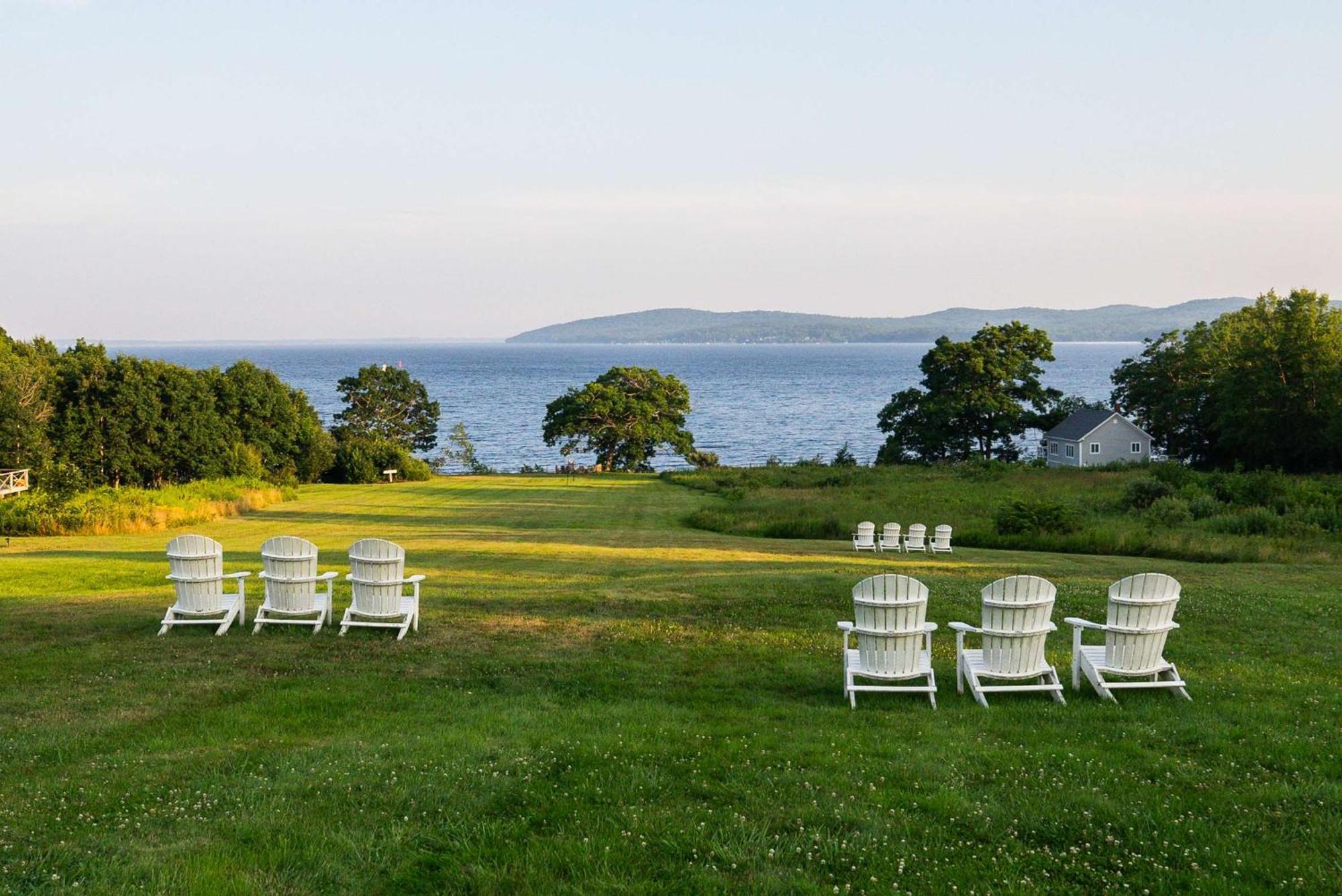 Fireside Inn, Ocean'S Edge Белфаст Екстер'єр фото