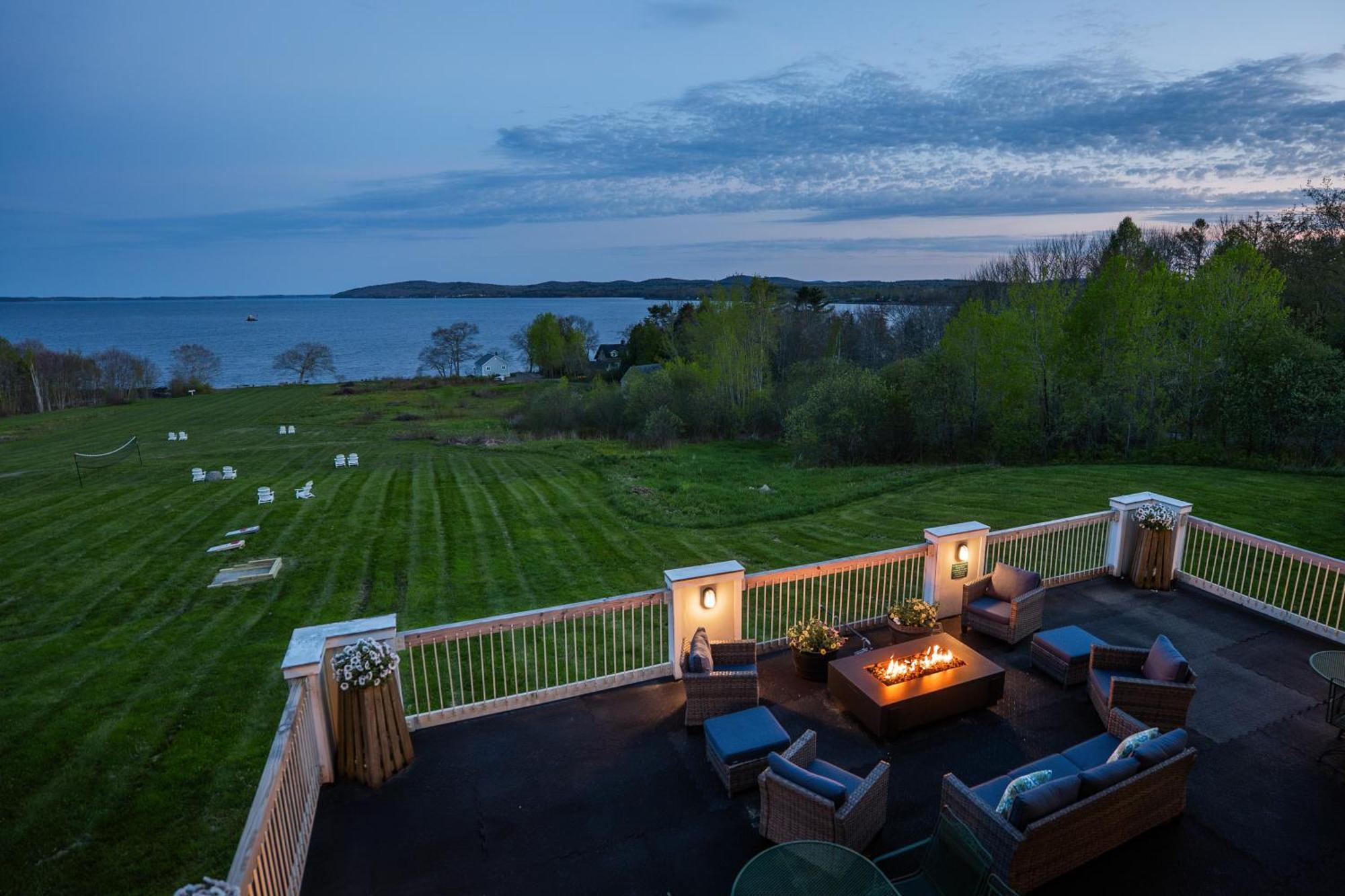 Fireside Inn, Ocean'S Edge Белфаст Екстер'єр фото